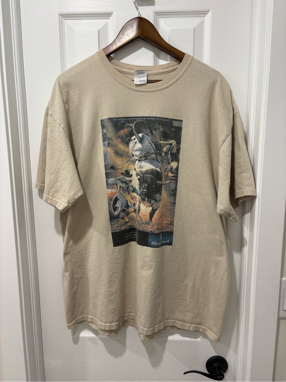 Calgary Stampede 2010 men’s T-shirt size XL beige cowboy western